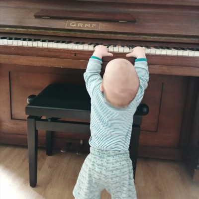 Erste musikalische Erfahrungen Erste musikalische Erfahrungen