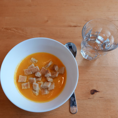 Kürbis-Karotten-Suppe